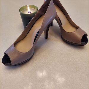 Nine West Two-toned Heels